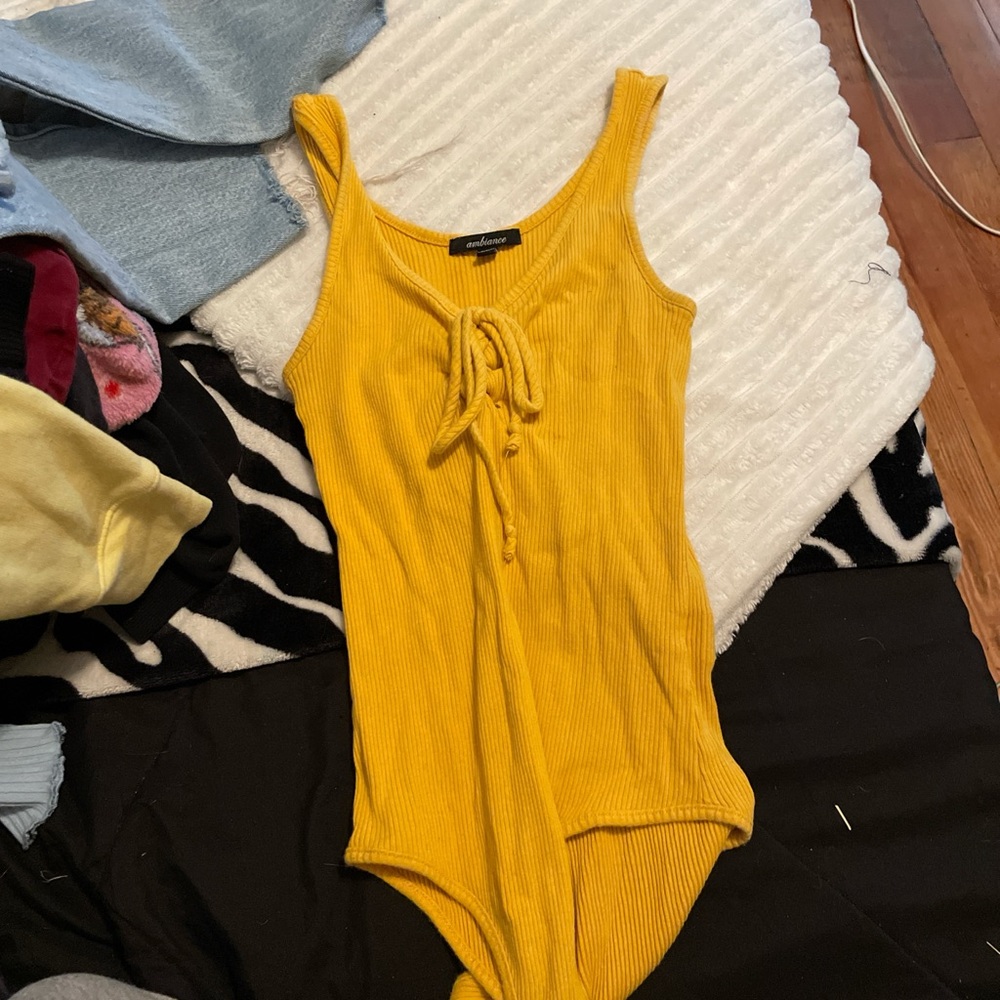 Super cute yellow body suit